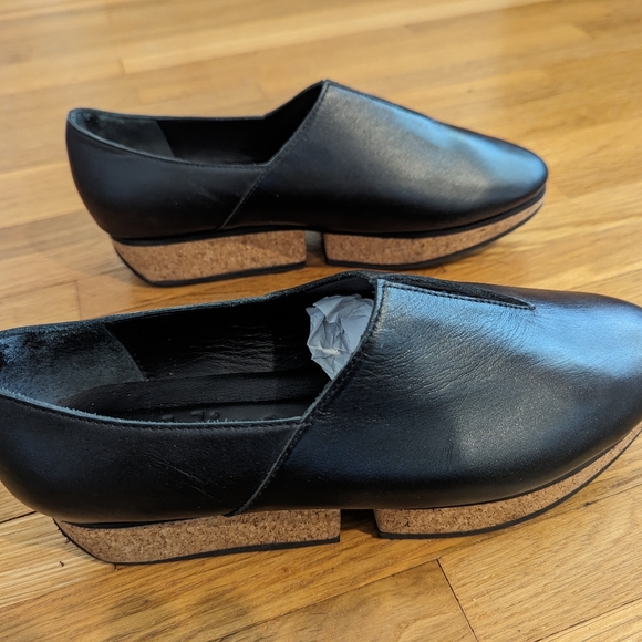 Tetouan Loafers, black, size 9 - Picture 6 of 7